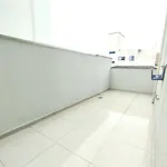 Suite Em Apartamento Compartilhado